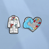 创意医疗系列胸针白大褂爱心试剂胸章金属徽章医护人员包包配饰