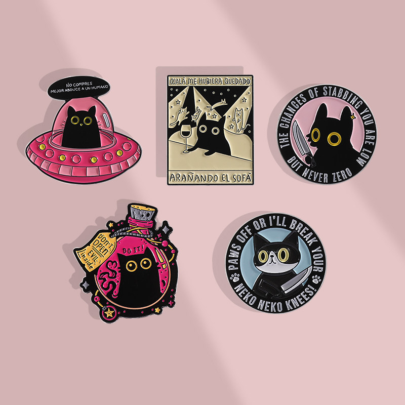 创意飞碟小猫胸针卡通高颜值猫咪胸章金属徽章男女衣服包包配饰
