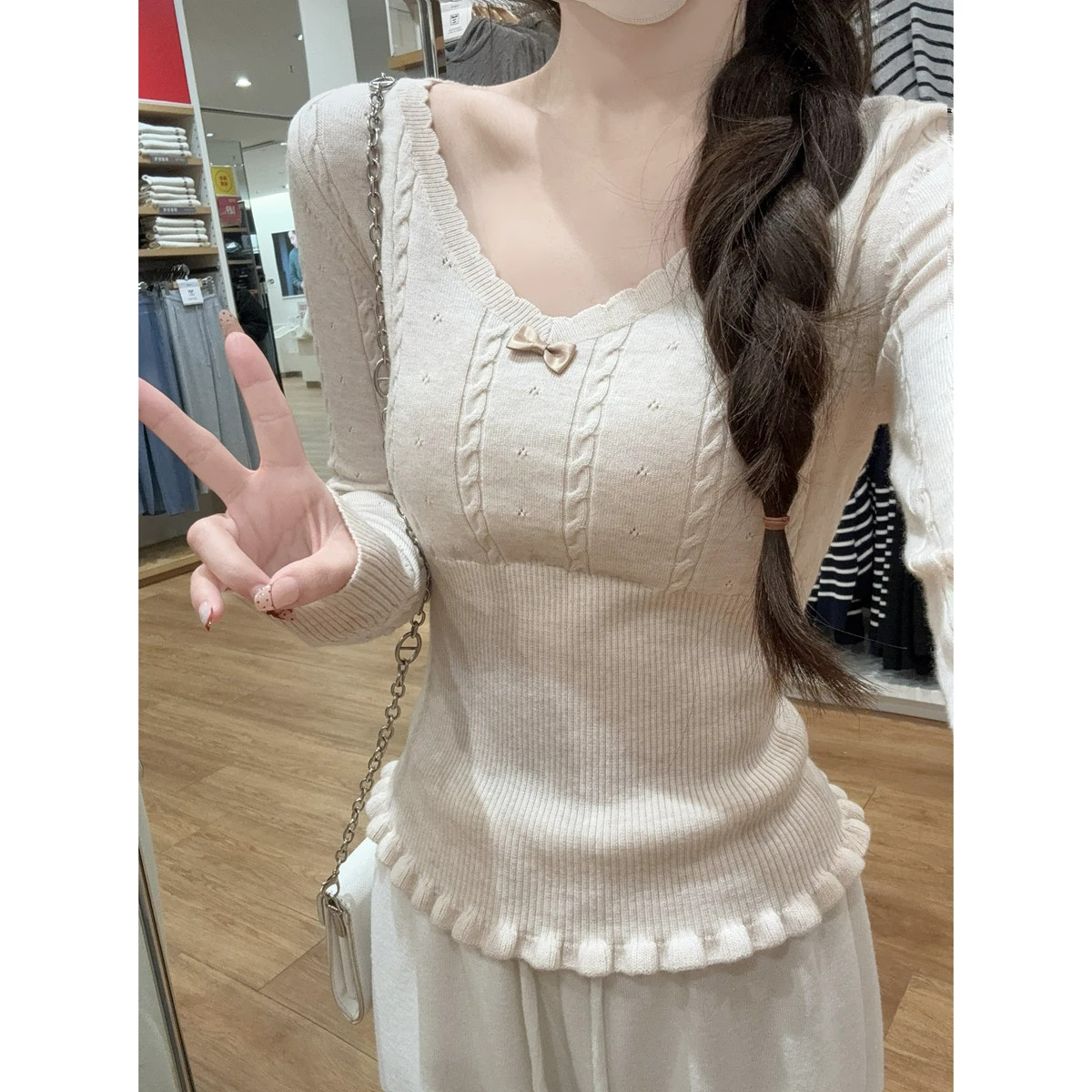 甜辣妹花边V领收腰打底上衣女秋冬春装蝴蝶结减龄针织衫毛衣内搭