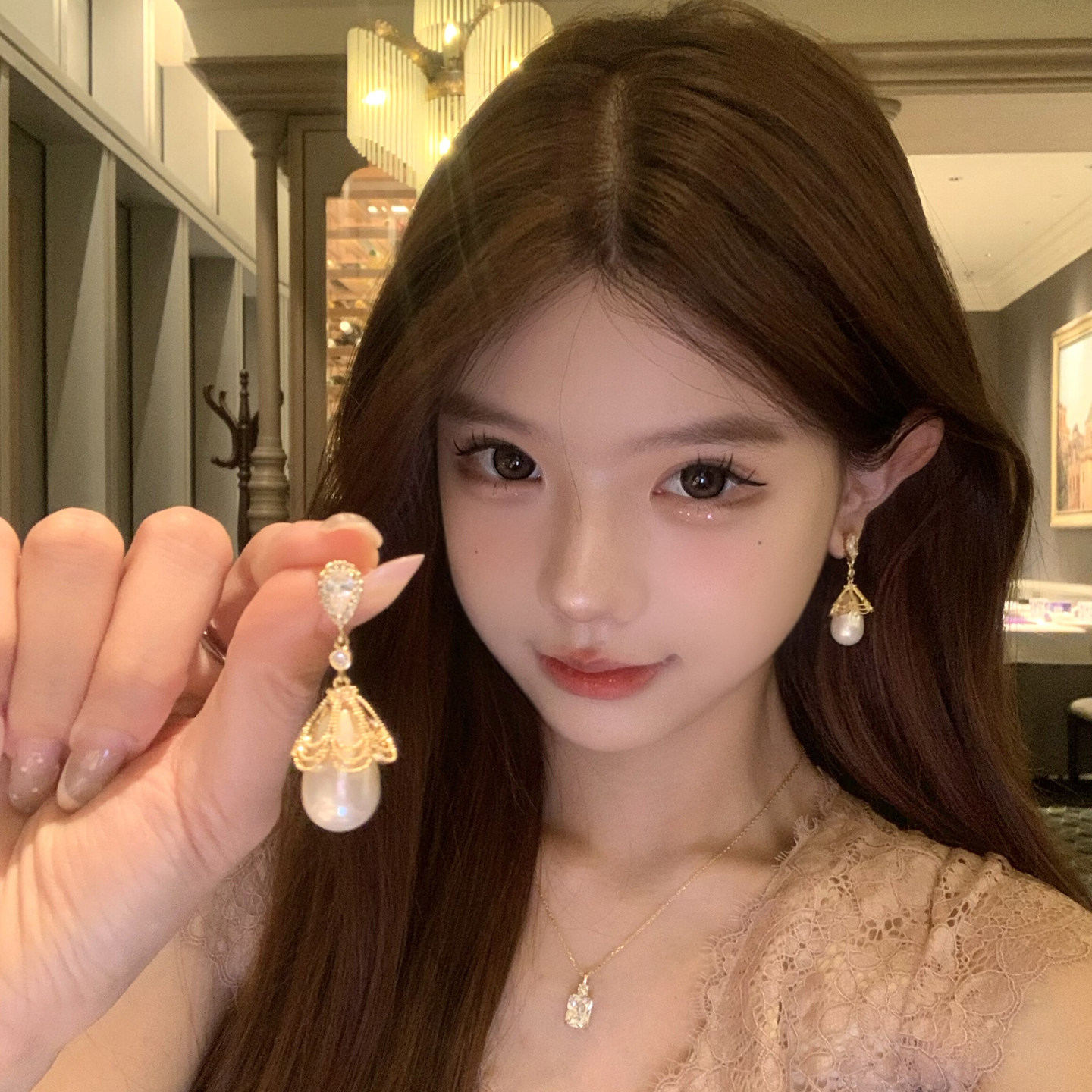 纯欲Lady闪锆裙摆珍珠耳环图片