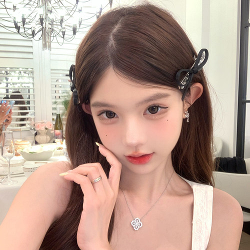 香缇公主闪钻缎面蝴蝶结发夹