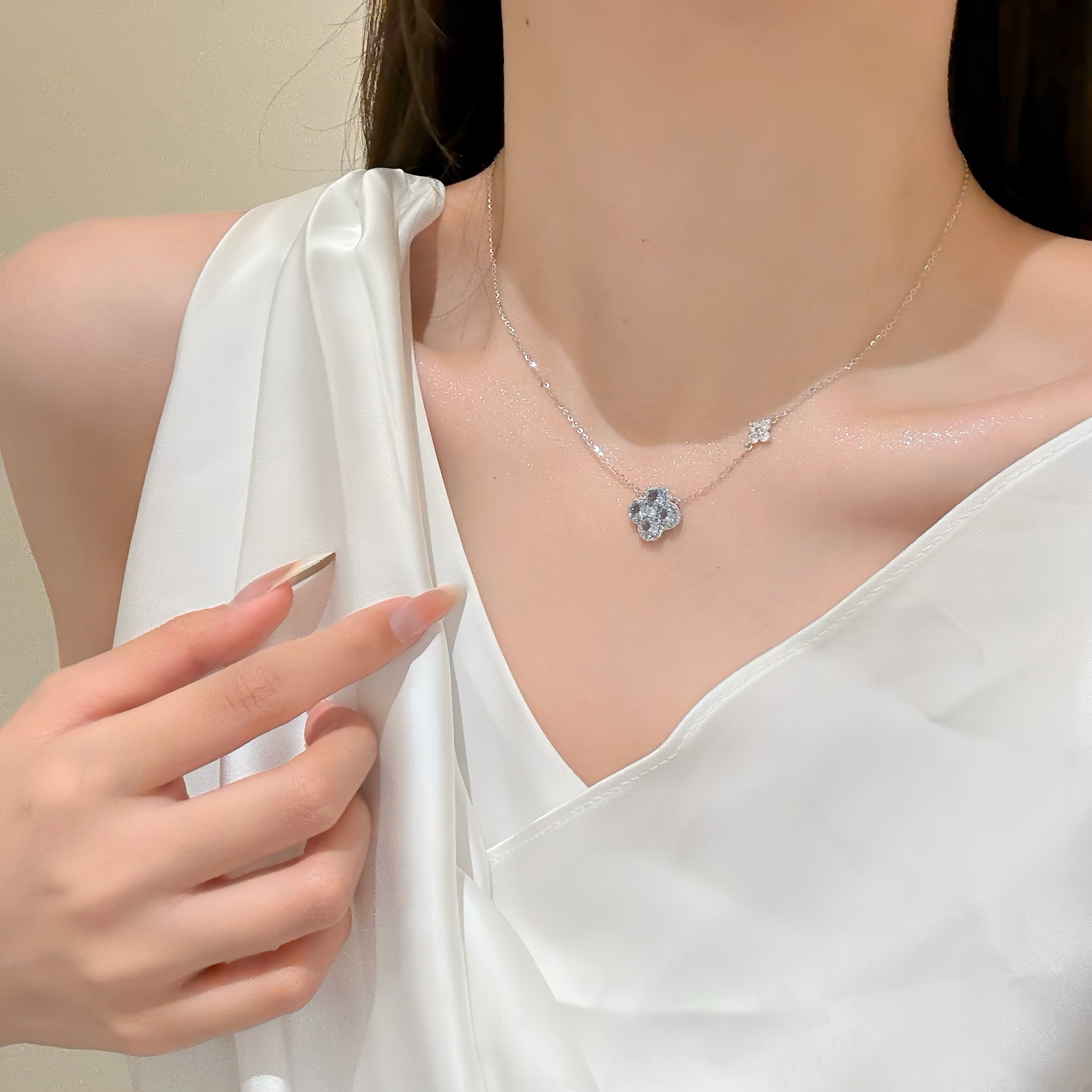 幸运四叶草爆闪满锆四叶草项链