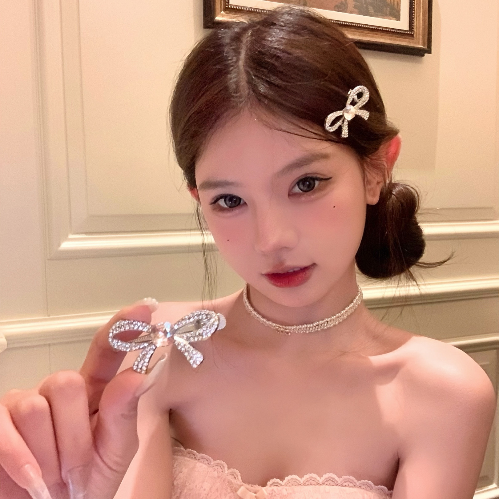 百丽甜心闪锆蝴蝶结发夹