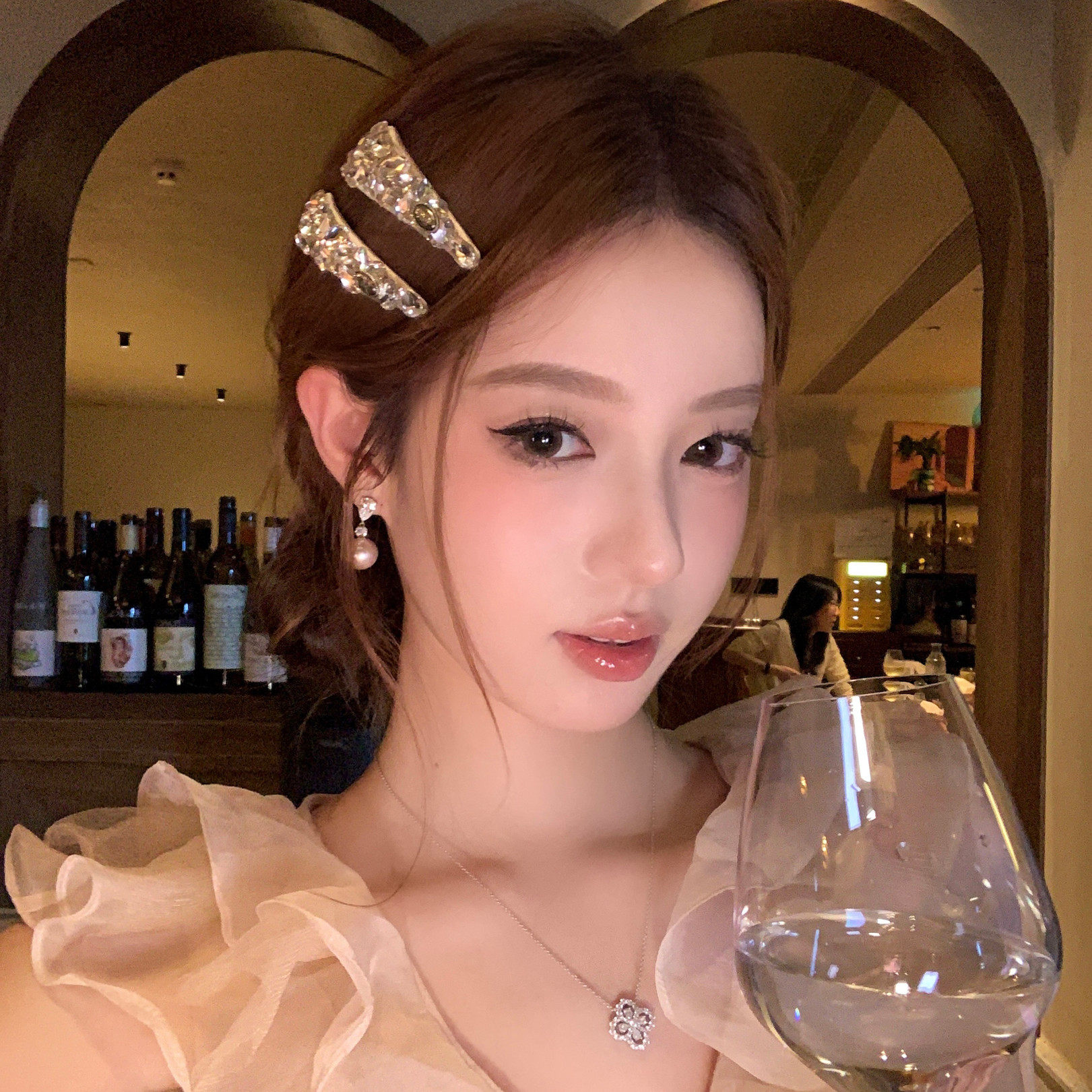 【蜜桃茶】玛丽苏女主 满钻水滴bb夹发夹高级感千金风刘海夹头饰
