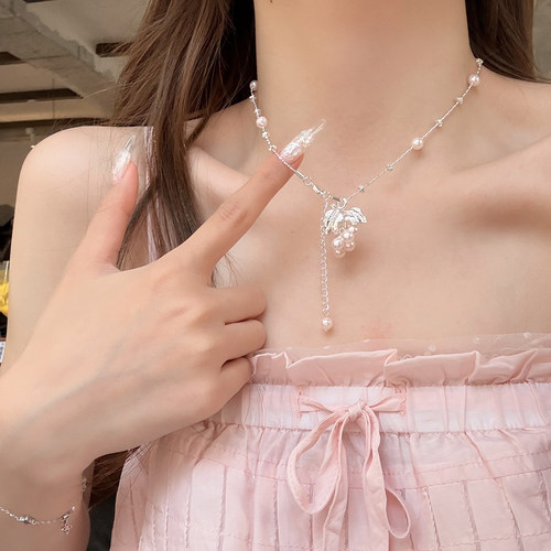 曼塔玫瑰葡萄串珍珠项链女