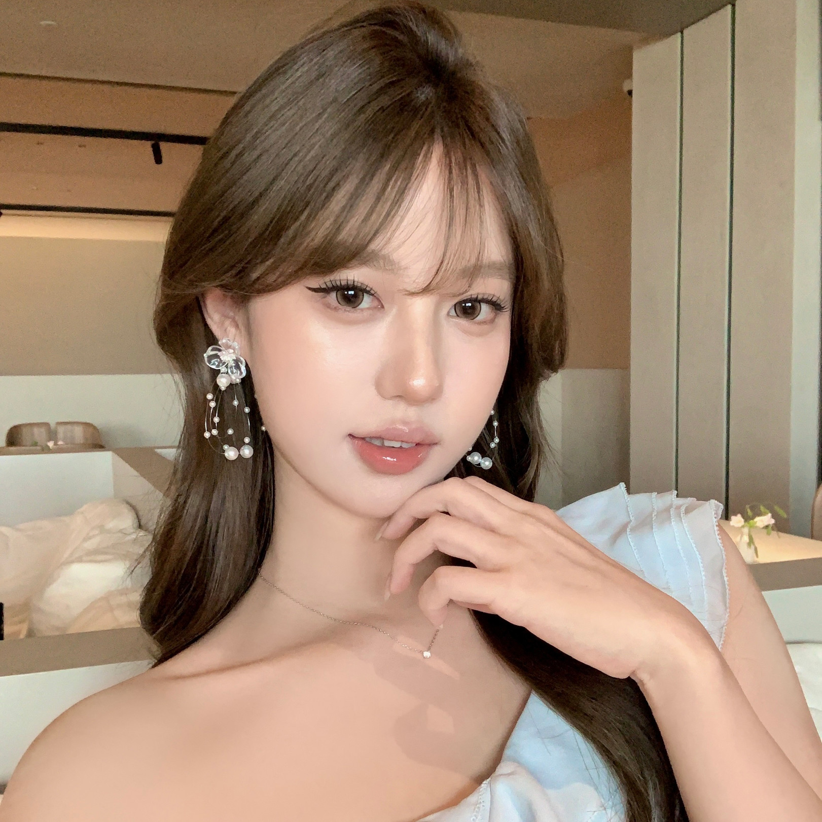 清花摇曳珍珠花朵流苏耳环