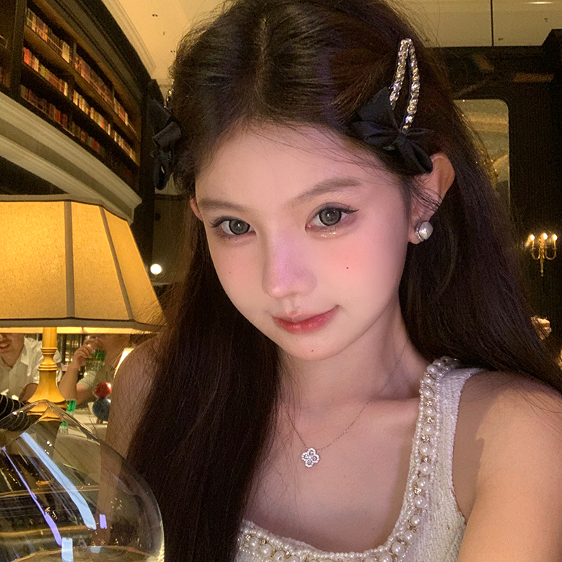 千金珍妮轻奢蝴蝶结闪钻发夹
