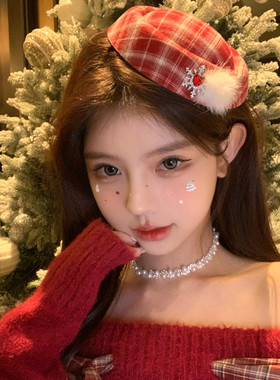 【蜜桃茶】甜心日记 红色新年氛围感雪花毛球小礼帽发夹穿搭头饰