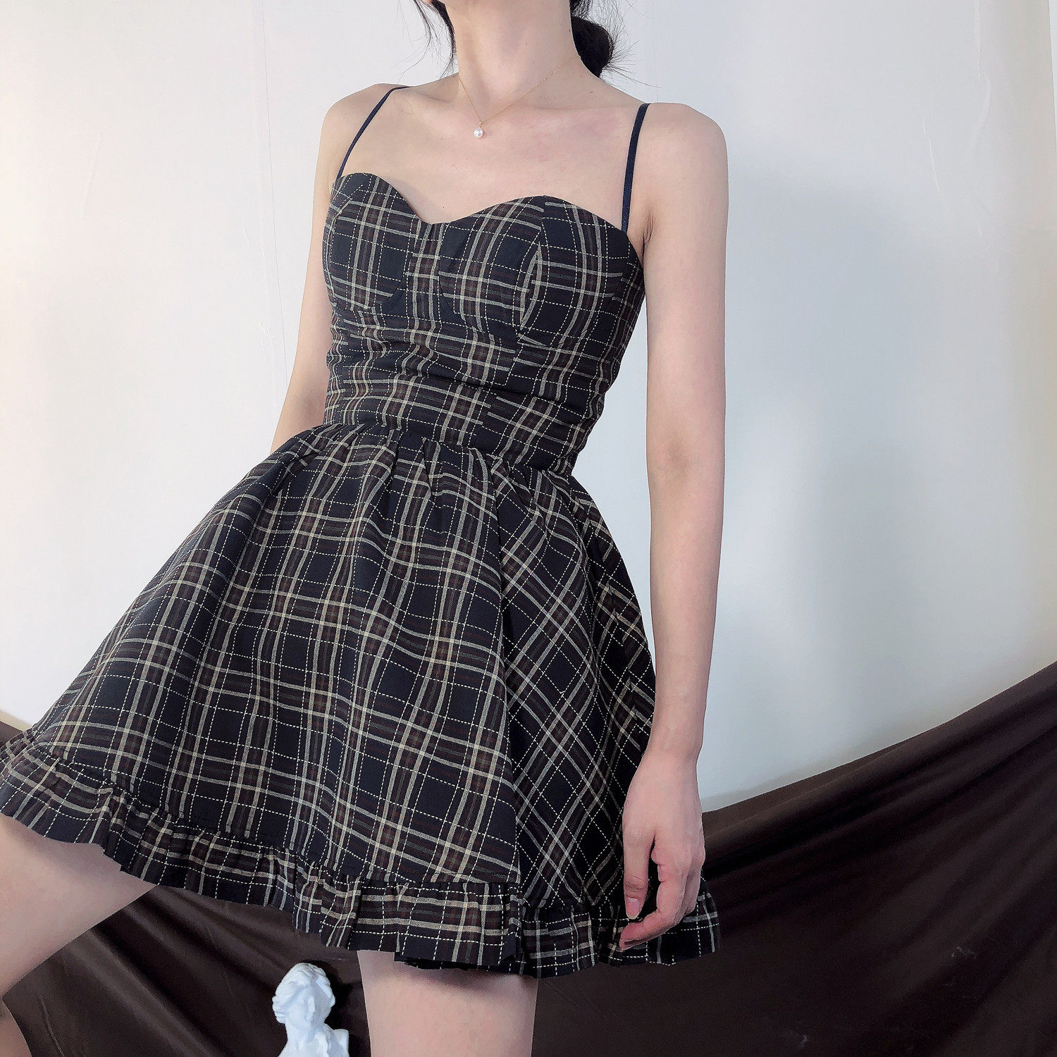 蓬蓬裙棉混纺格子复古风吊带裙