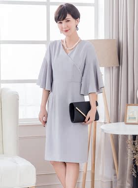 女夏季连衣裙子V领裙子大码春秋款气质喇叭袖裙子小礼服裙子88152