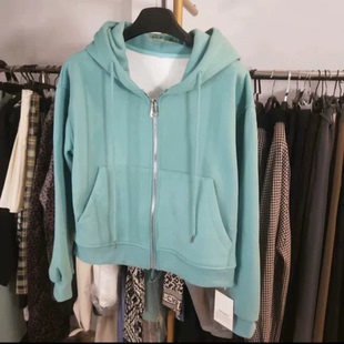 连帽女卫衣加厚宝宝绒保暖外套宽松扩版型短款韩版时尚女卫衣外套