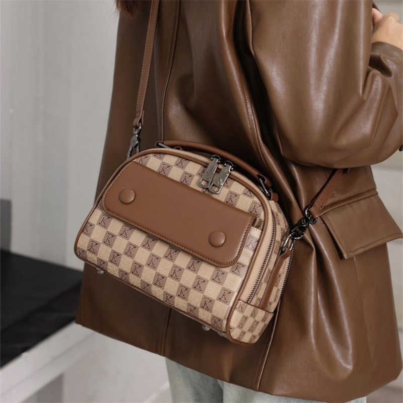 今年流行包包2024新款小方包高级感斜挎艾薇思曼女包时尚妈妈包潮,箱包皮具/热销女包/男包,通用款女包,淘宝优惠券,粉丝福利购,淘宝优惠卷