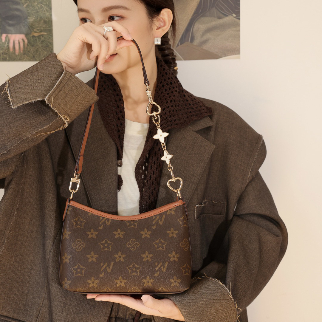 优草坊新款时尚百搭单肩斜挎包