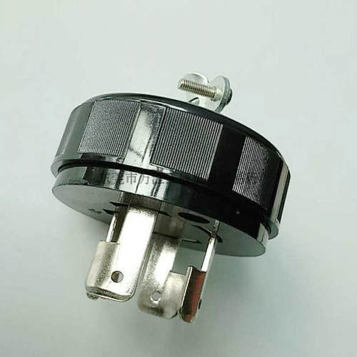 热销台湾引挂防松RK6420 20A250V4P引挂式旋转自锁电木插头黑色