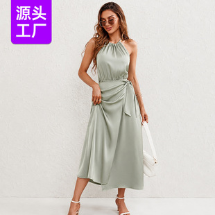 亚马逊夏季新款法式缎面挂脖连衣裙女豆绿色围裹式收腰气质中长裙