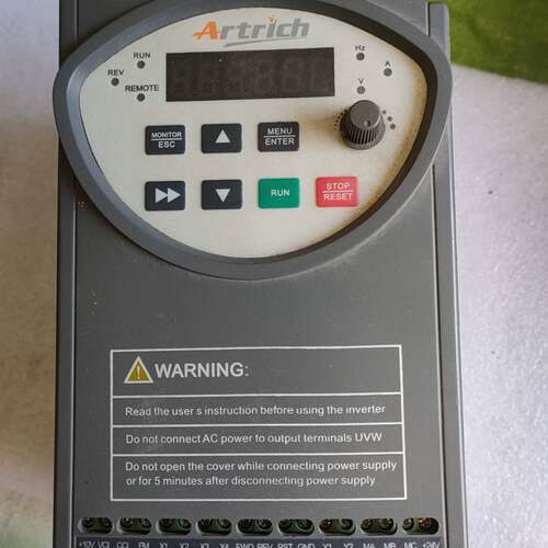 可维修ARTRICHAR100L-0008，，，变频器机器包好包邮不