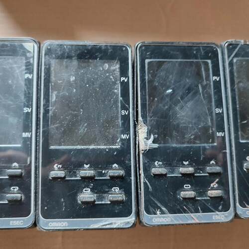 可维修E5EC-RR2ASM-800，欧姆龙温控器表功能正常