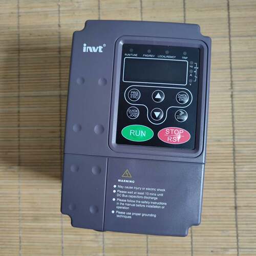 维修2.2kwCHE100-2R2G-S2，，英威腾变频器单相输入议价