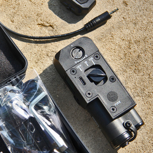 镭射指示器CQBL可归零手电筒三控尾鼠战术绿激光灯玩具枪配件充电