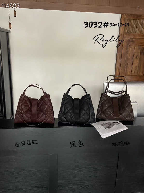 泡芙手提单肩质感女包2025新款腋下包高级洋气通勤斜挎包潮包