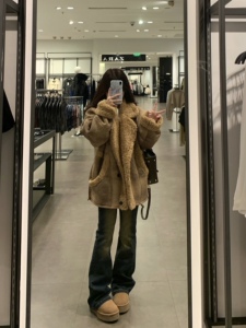 美拉德秋冬加厚皮毛一体棉服女慵懒宽松棕色皮衣机车服羊羔毛外套