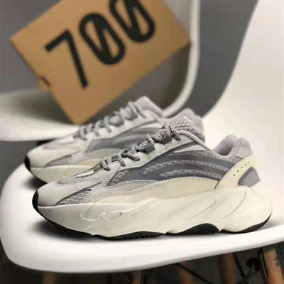 WUYINYEEZY无印椰子700v2老爹鞋休闲运动低帮百搭透气厚底情侣鞋