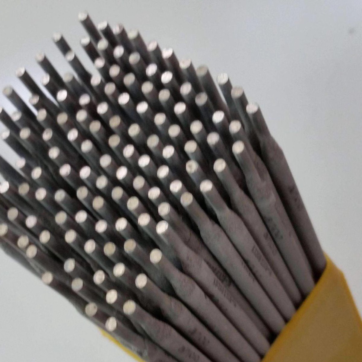 G202G307铬不锈钢焊条E410-16焊接06Cr13 12Cr13不锈钢G207电焊条