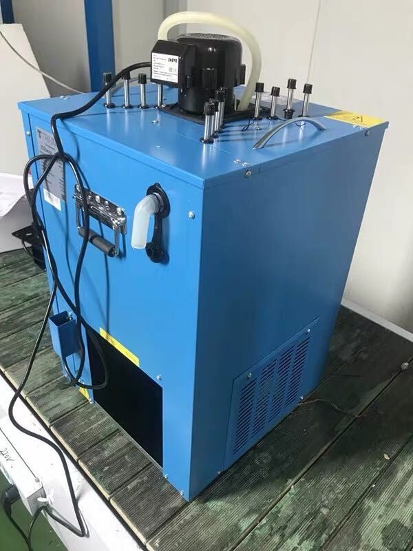 俄罗斯品牌商用水冷八头扎啤机