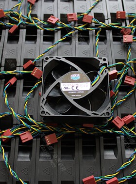 酷冷 DF0802512RFHN 12V 0.34A 8厘米/CM 8025 4PINPWM散热风扇