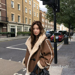 冬上新氛围感拼接毛绒连帽牛角扣短外套5817 salt sea sand
