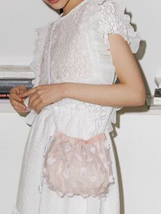 MJ小包-9 春夏新款立体花瓣刺绣小布包斜挎手机便携女包
