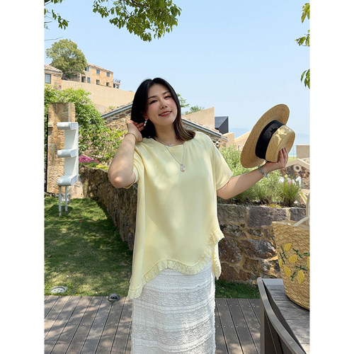 VOGANA戛纳家大码女装日常蕾丝拼接上衣夏不规则下摆宽松短袖t恤