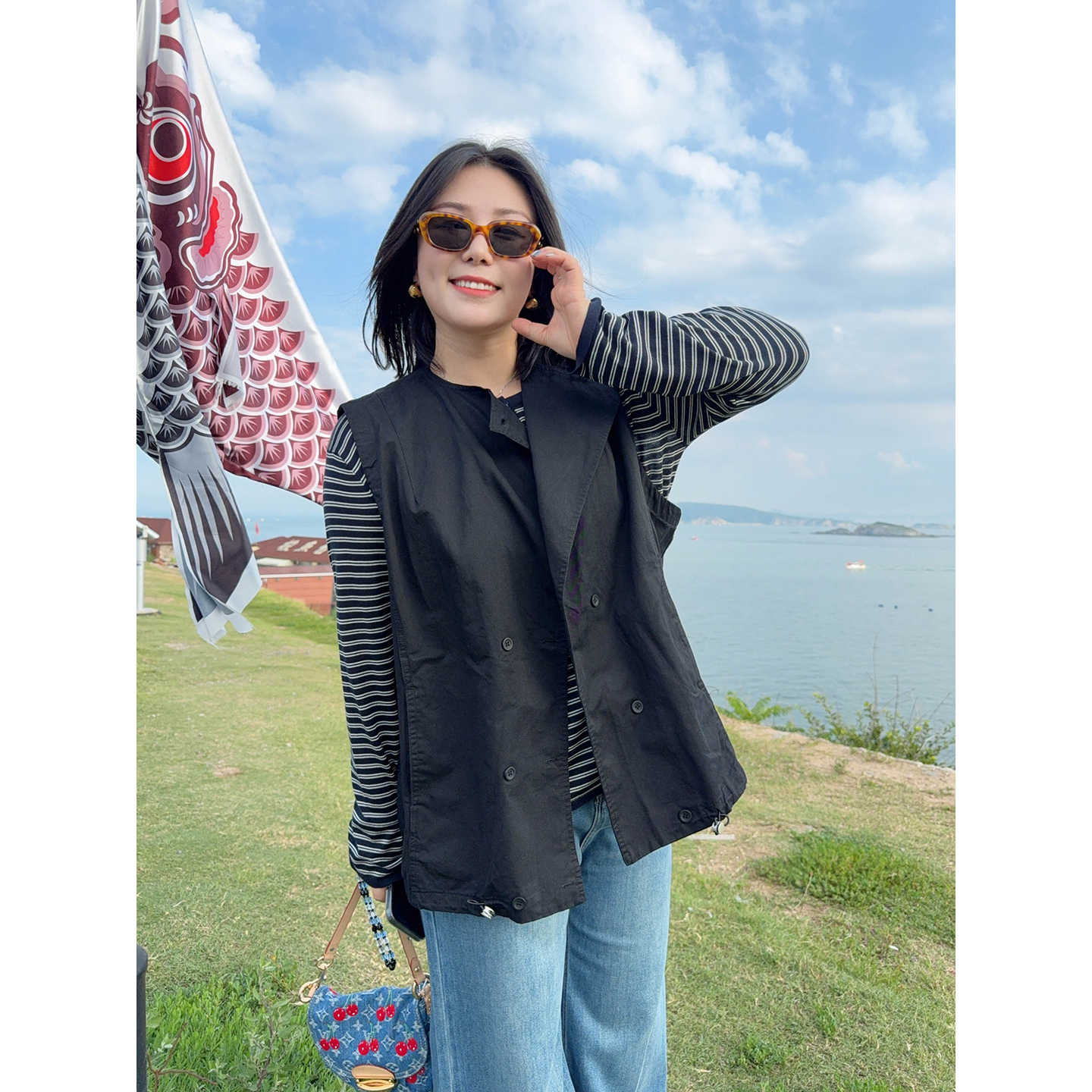 VOGANA戛纳家大码女装时髦穿搭休闲随性外套秋宽松显瘦舒适棉马甲