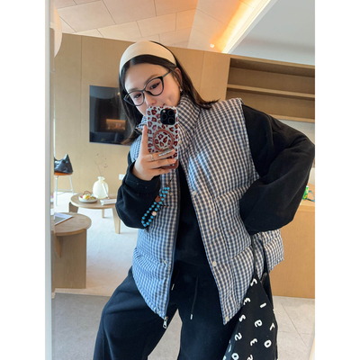 VOGANA戛纳家大码女装韩里韩气清新小蓝格保暖显瘦宽松棉马甲外套