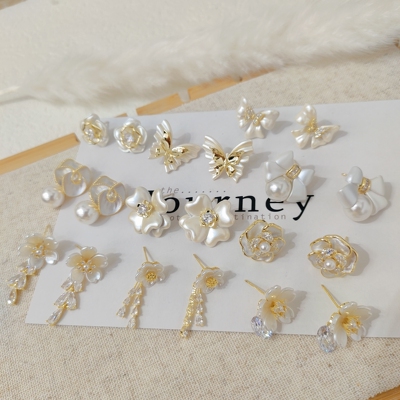 轻奢高级感锆石贝壳花朵耳环韩国百搭气质蝴蝶结耳钉时尚耳饰品女