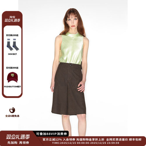 高领无袖上衣高领无袖上衣