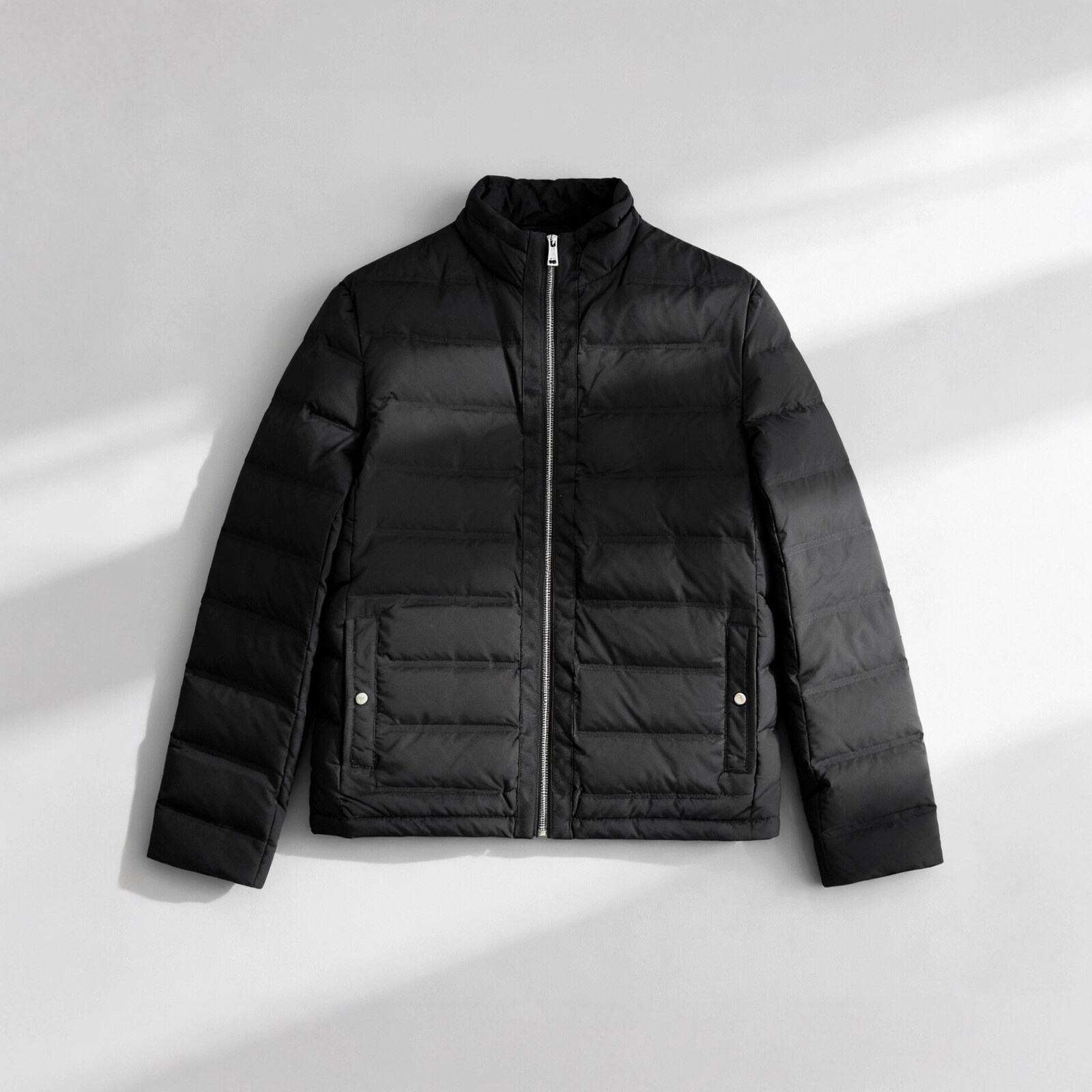 2025秋冬新款轻薄型男款羽绒服商务简约90白鸭绒立领无缝压胶