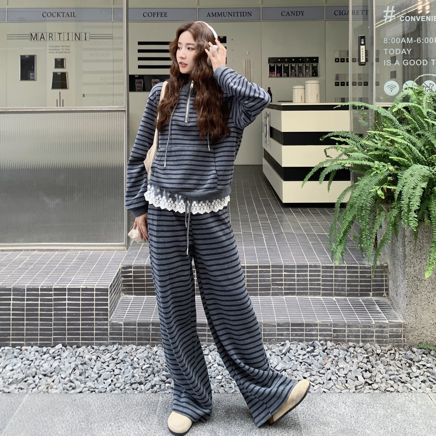 首发新款   大量现货  秋季条纹休闲拼接套装2C098-8519P175K268