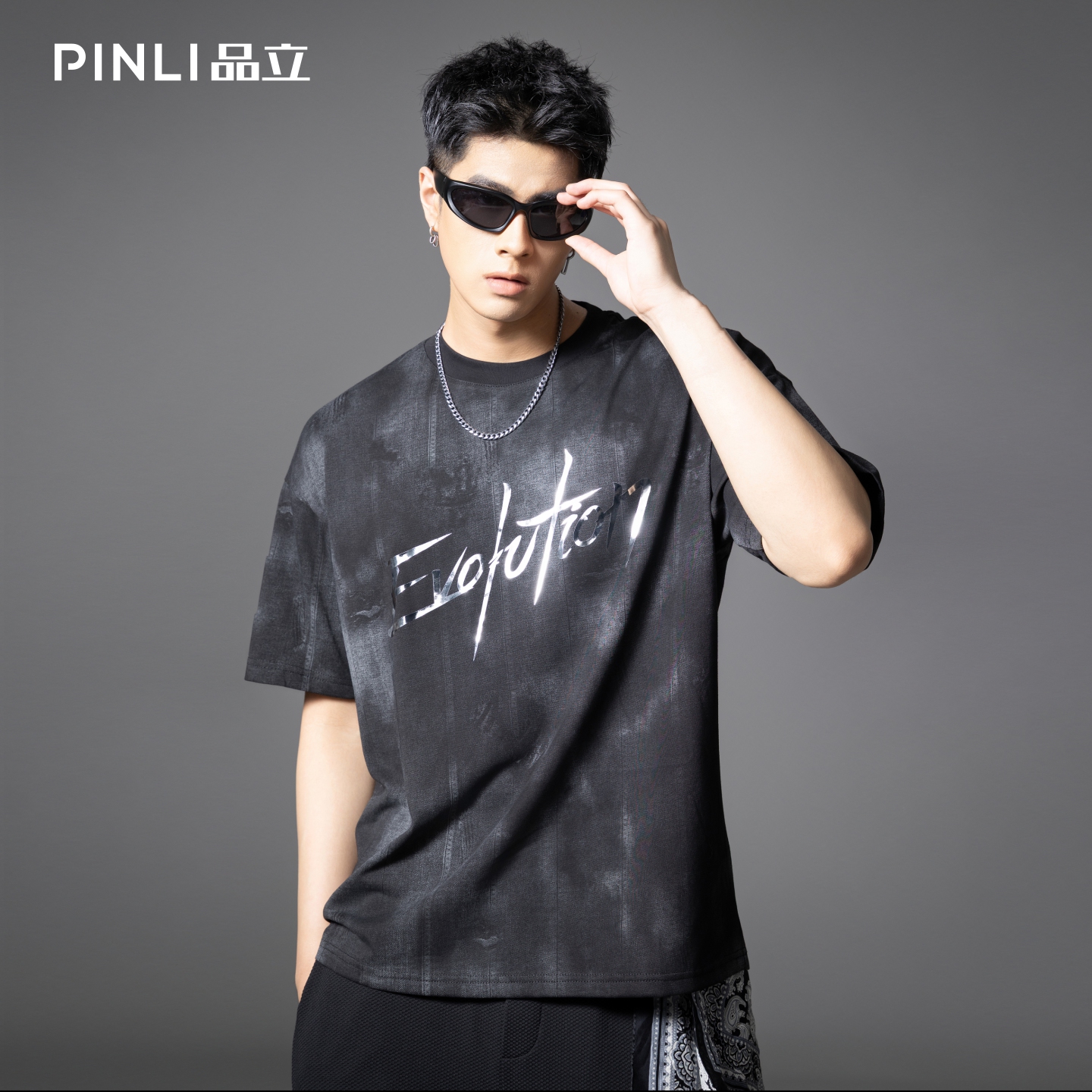 品立潮牌美式字母印花宽松T恤男