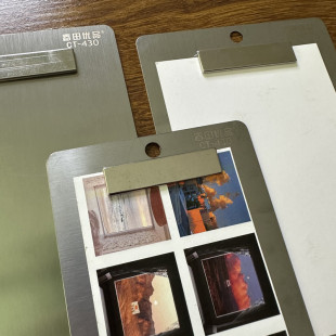 春田430不锈钢菜单夹板收纳夹可吸磁铁剪贴板票据写字板夹摔不坏