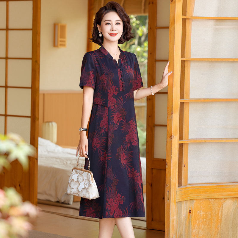 中老年妈妈装2025年夏季新款女中长款时尚气质遮肚子过膝连衣裙子