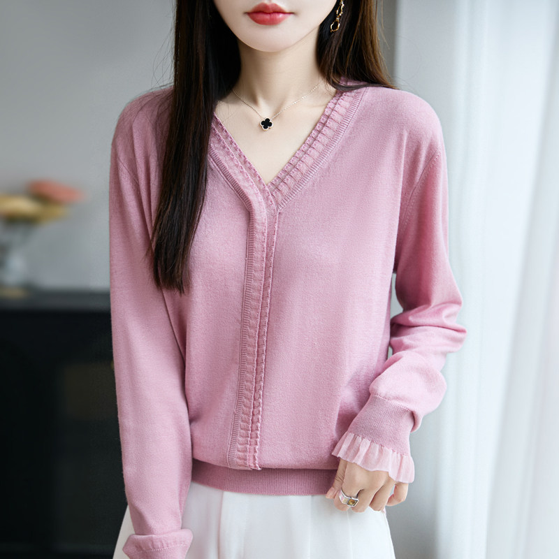 通勤V领蕾丝木耳边精纺羊毛针织衫女长袖套头气质显瘦打底衫上衣