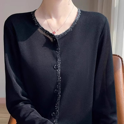 秋季薄款小开衫外套女小香风烫钻时尚冰丝针织衫裙子外搭上衣