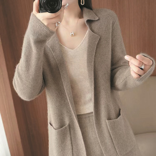 山羊绒衫今年流行漂亮毛衣女秋季新款爆款上衣高级感针织开衫外套