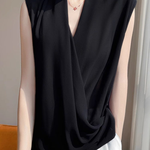 2025新款醋酸缎面无袖背心女外穿西装内搭设计感小众V领打底上衣