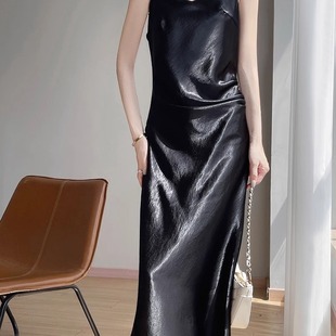 新款 2025夏季 轻奢风黑色真丝缎面连衣裙女气质优雅吊带裙
