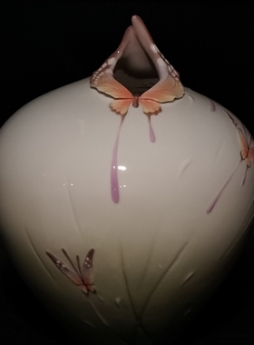 FRANZ 法蓝瓷 蝶舞 花瓶