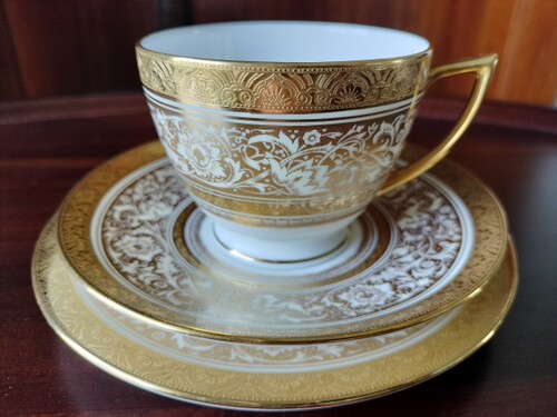 英国 Minton 明顿 “瓷球”茶杯碟盘三件套