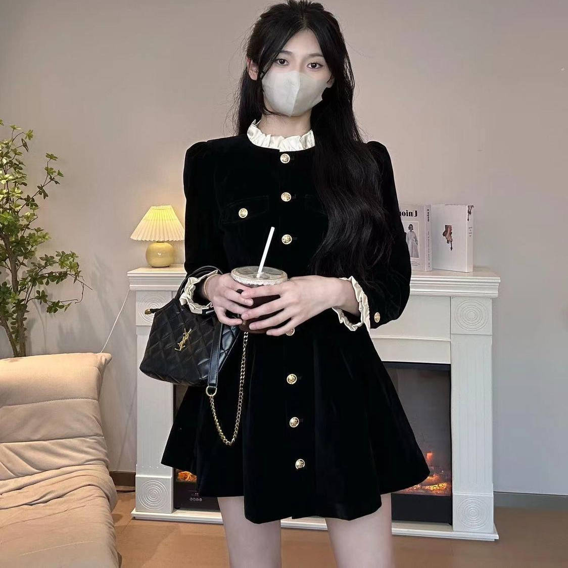 2025春秋季新款丝绒法式千金复古风气质通勤连衣裙女小个子小黑裙
