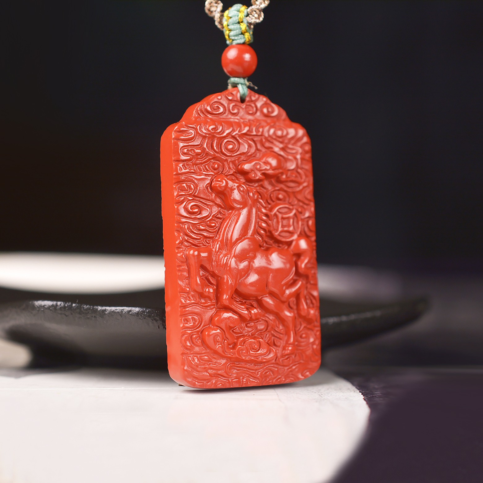 天然原矿红朱砂挂件马上有钱帝王砂吊坠男女本命年挂坠项链